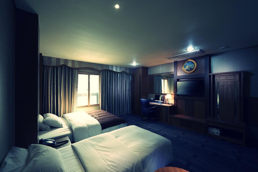 Benikea Premier Hotel Siheung Ngoại thất bức ảnh