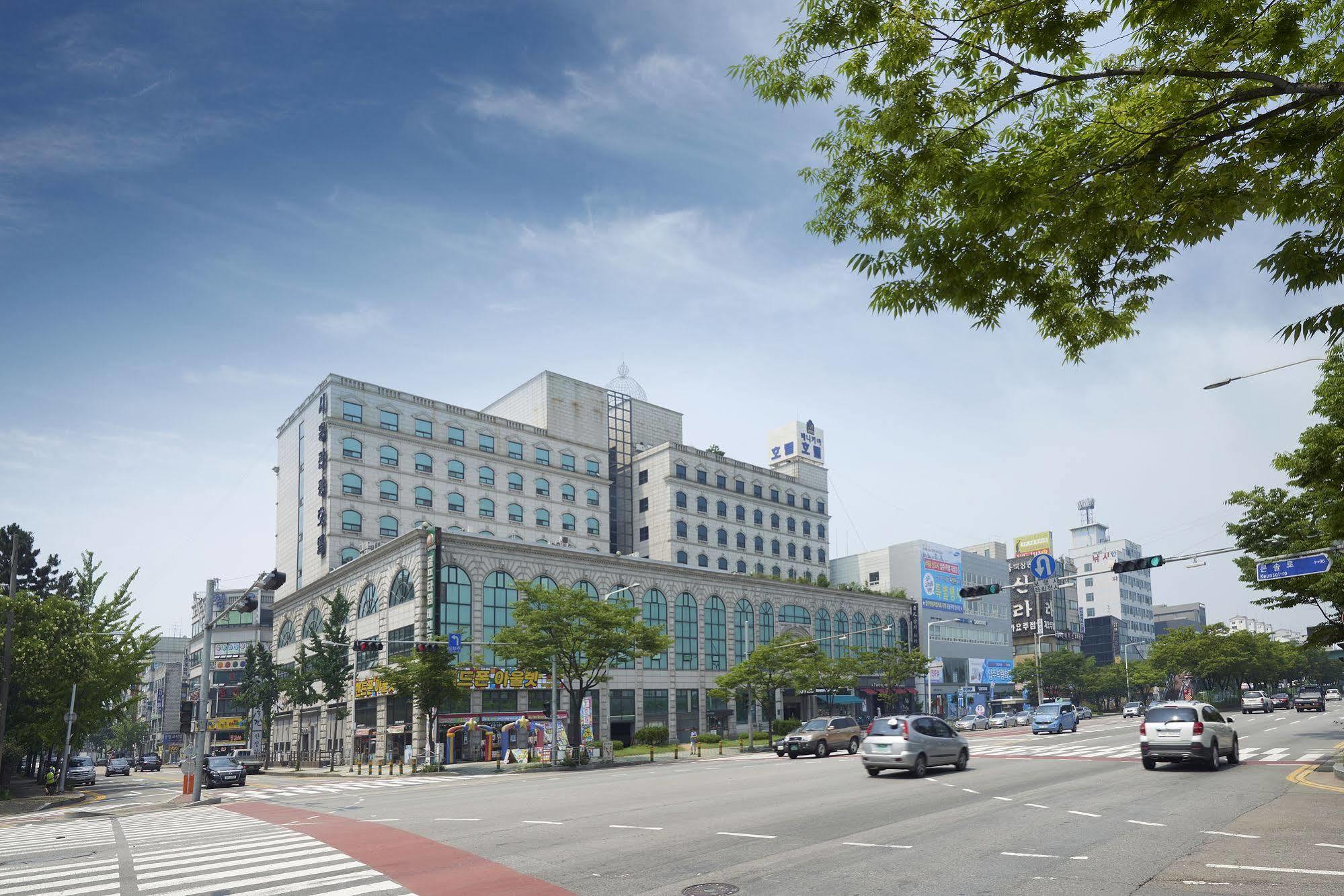 Benikea Premier Hotel Siheung Ngoại thất bức ảnh